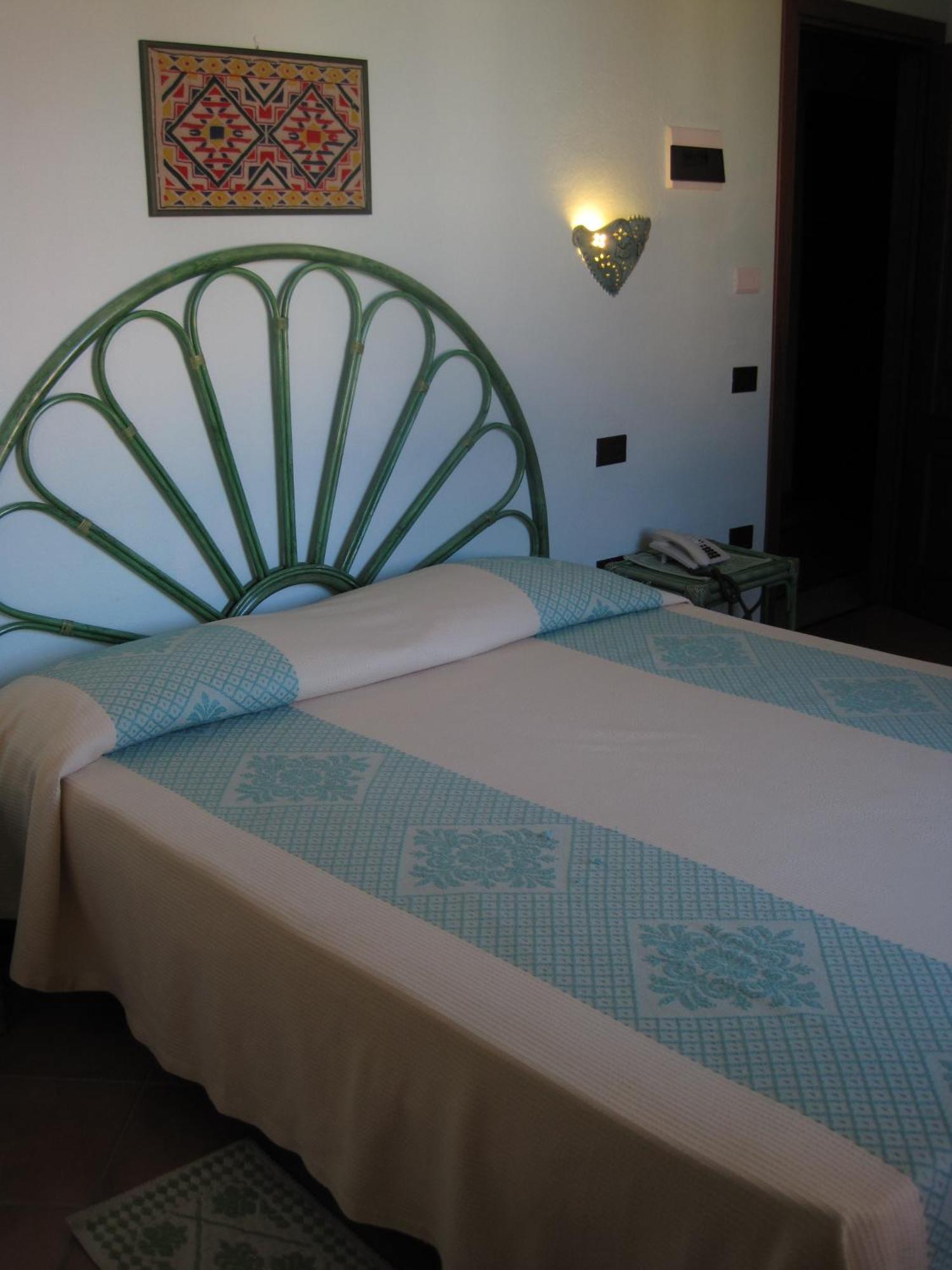 Hotel Moderno سانتا تيريزا غالّورا الغرفة الصورة